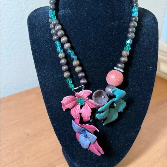 Vintage Chunky Floral Wood/ Clay-Like Lampwork Beads Statement Piece Necklace - Picture 3 of 6